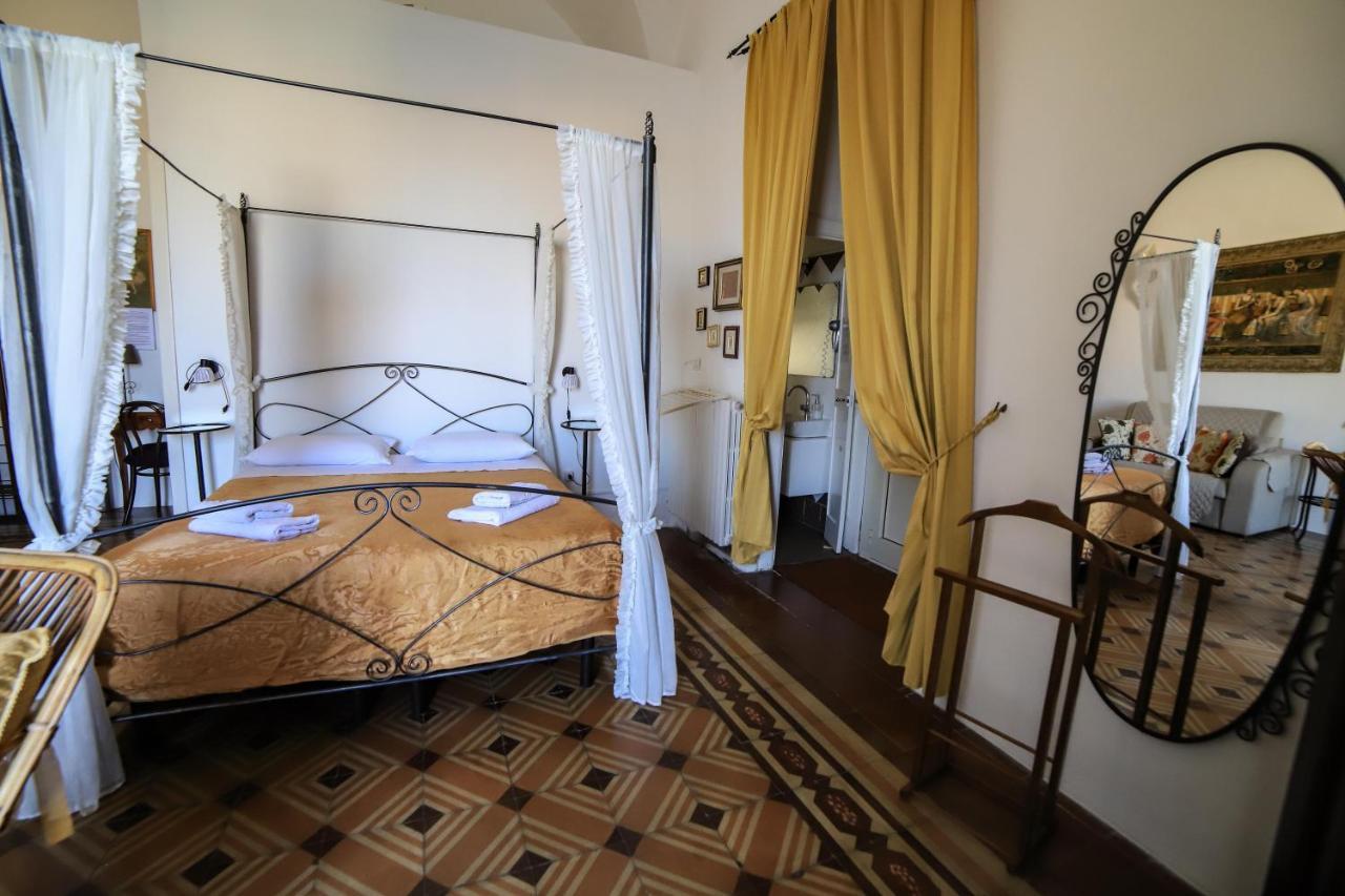 Palazzo Barba Bed & Breakfast Gallipoli Bagian luar foto