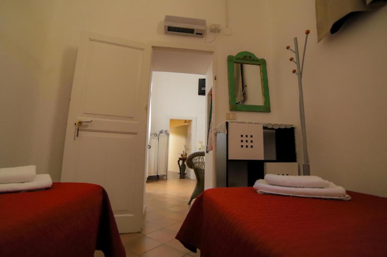Palazzo Barba Bed & Breakfast Gallipoli Bagian luar foto